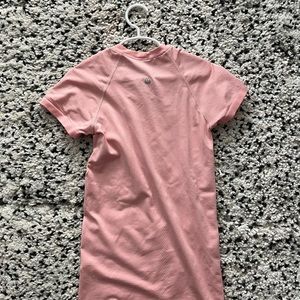 lululemon dew pink swiftly tech